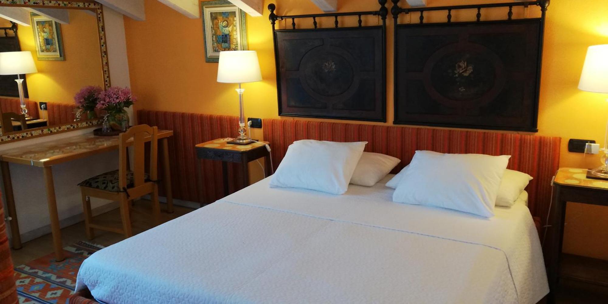 La Collina Since 2008 No Smoking B&B Varese Exterior photo