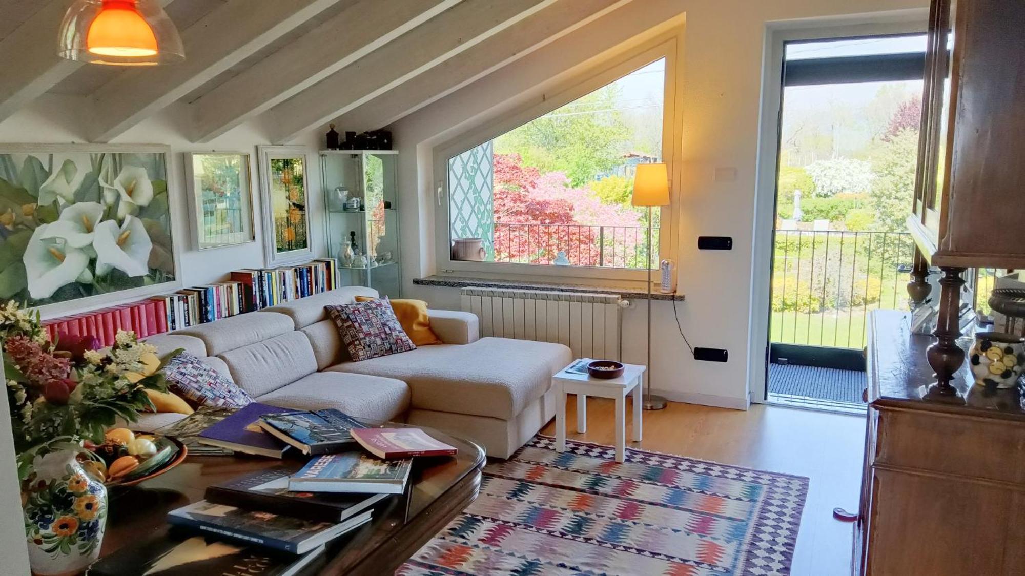 La Collina Since 2008 No Smoking B&B Varese Exterior photo